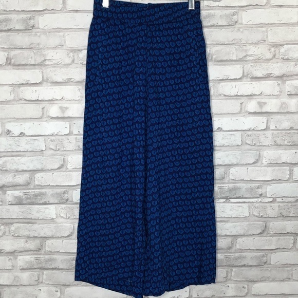 H&M Pants - H&M wide leg crop pants, size 2 NWT